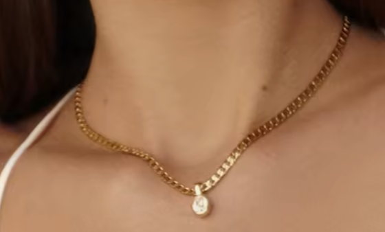 Collar Eslabon Cubano Con Dije Ovalado Zirconia