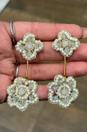 Par Arete Doble Flor Blanca 2 en 1