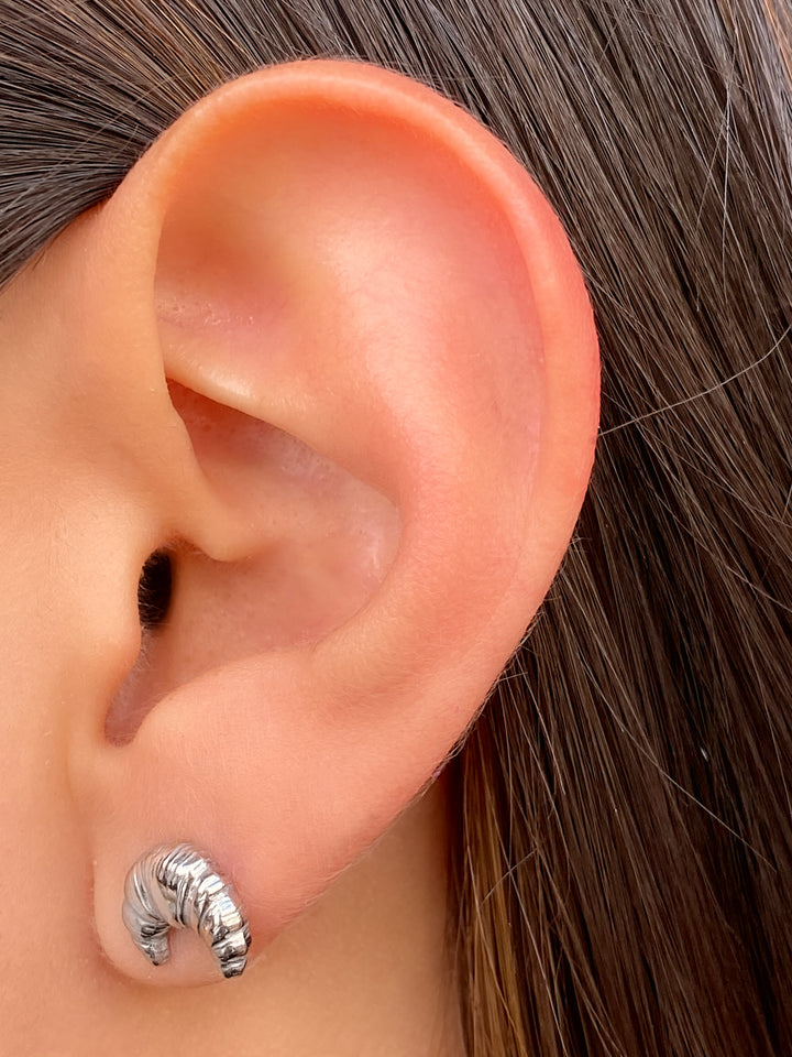 Par Arete Mini Croissant