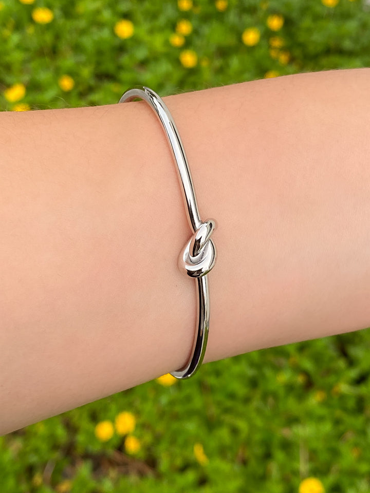 Brazalete Abierto Con Nudo