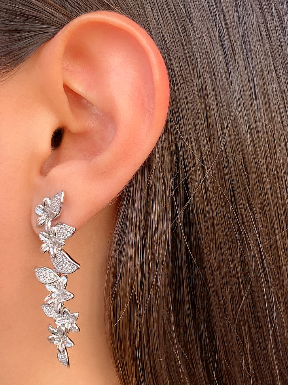 Par Arete Flores Seis Petalos Con Hojas