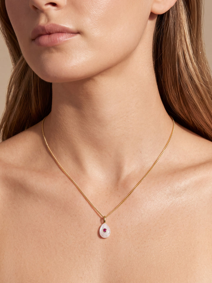 Dije Ovalado Con Centro Zirconia