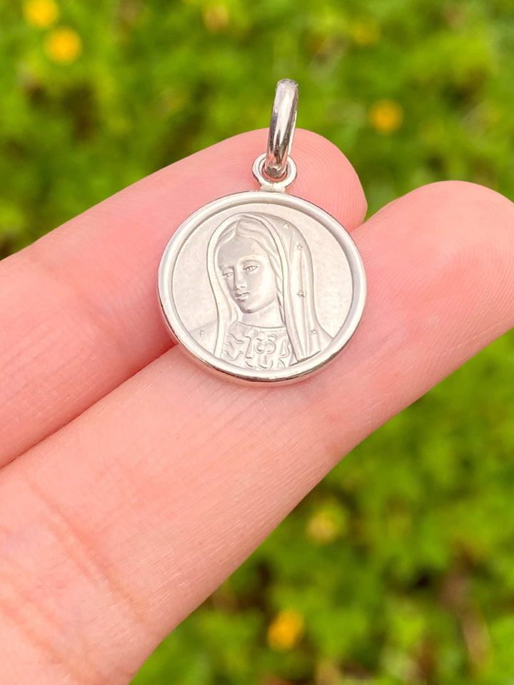 Dije Redondo Virgen María 18mm Oro 14k