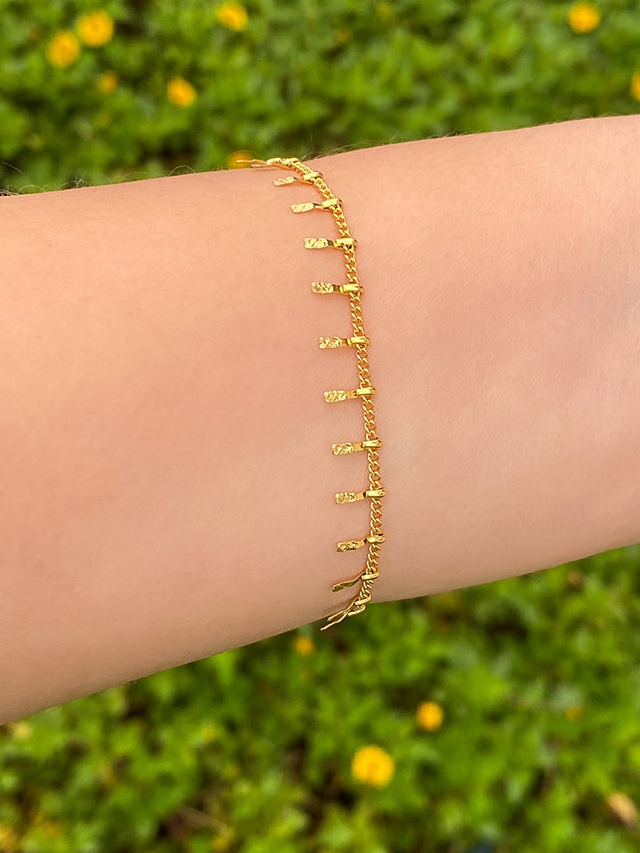 Pulsera Dorada Con Picos