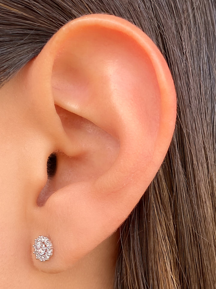 Arete Broquel Halo Diamantes 0.22 CT Oro 14k