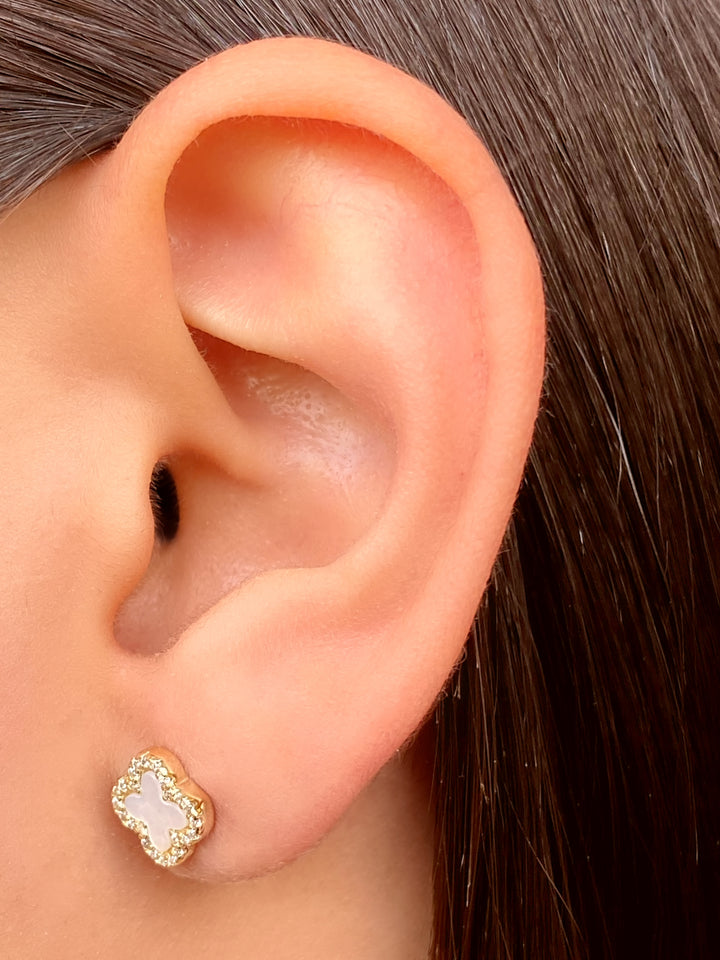 Par Arete Trebol Madre Perla