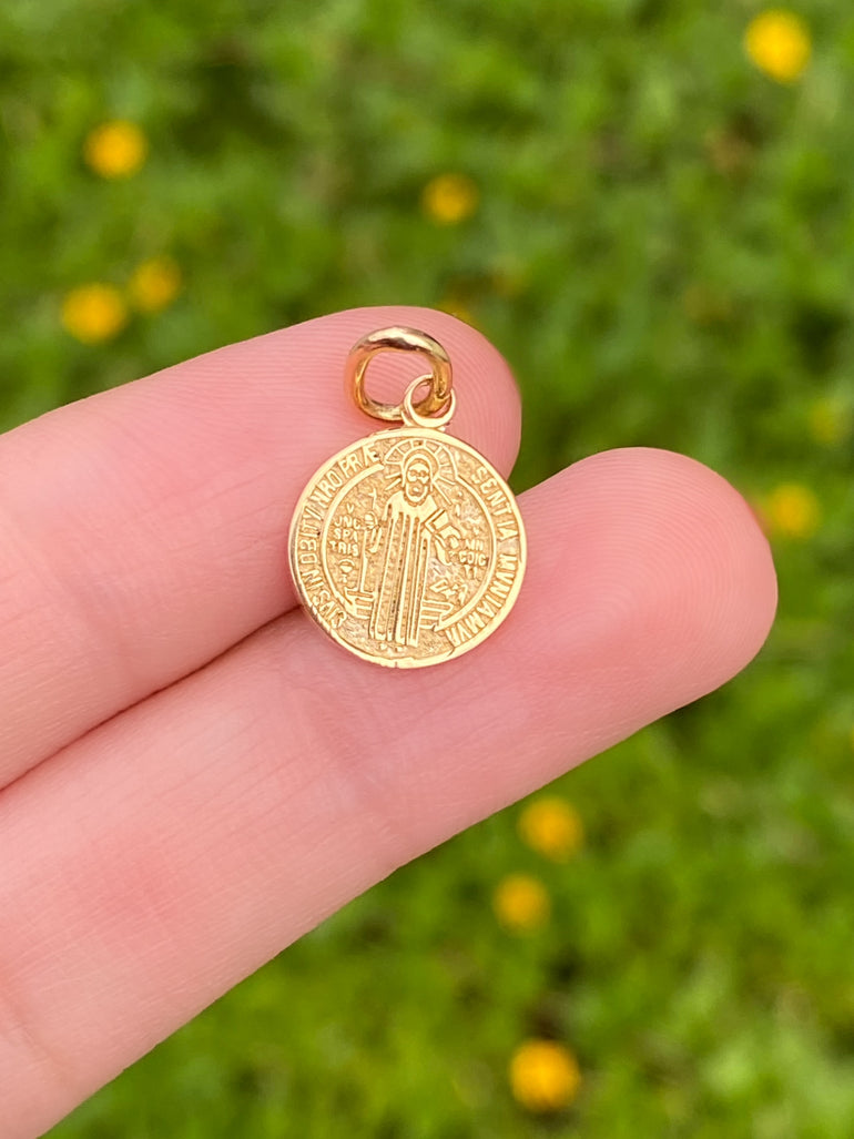 Dije San Benito 11 mm Oro 14k