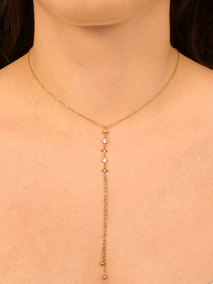 Collar Corbatin Con Destellos y Doble Cadena