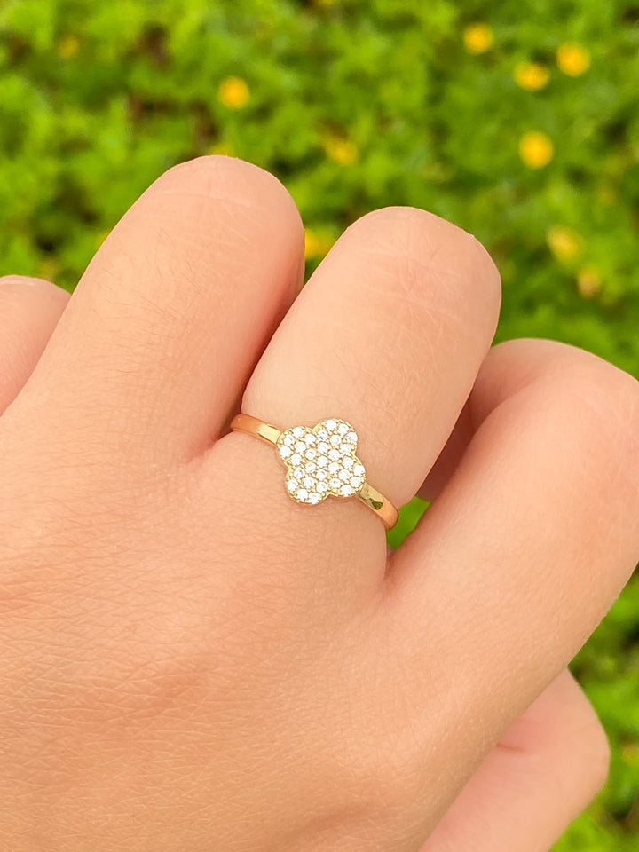 Anillo Trebol Zirconias Oro 14k