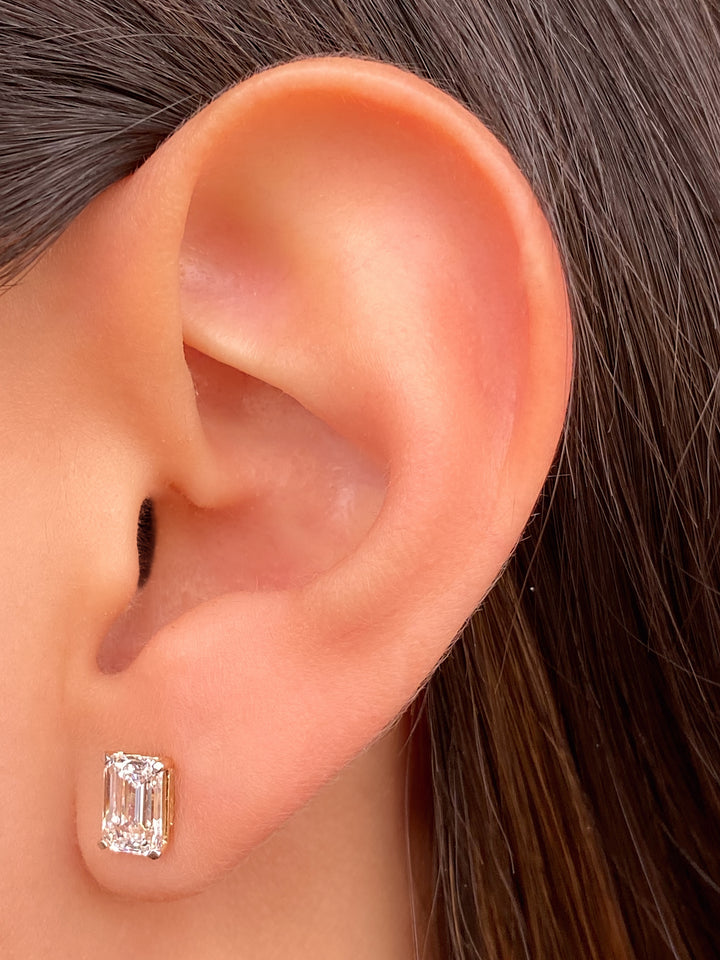 Par Aretes 2 Ct Corte Esmeralda Diamantes Lab Grown