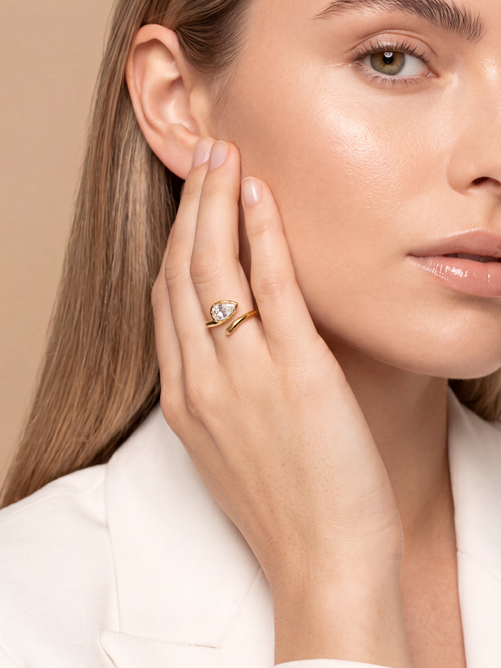 Anillo Abierto Con Zirconia Gota