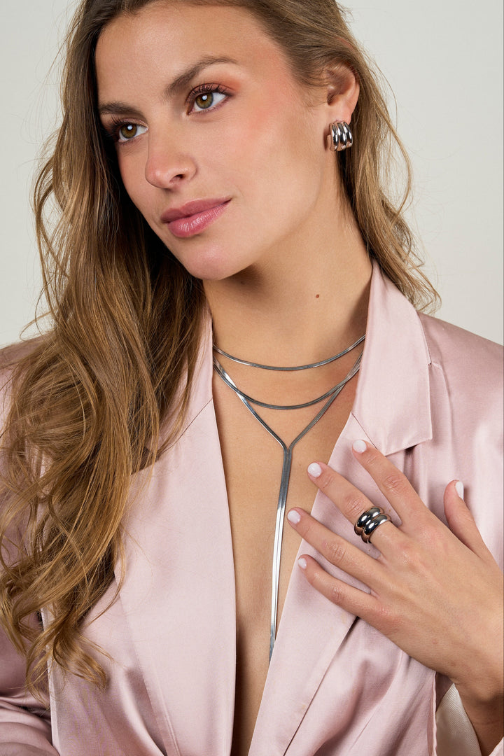 Collar Corbatin Doble Planchado