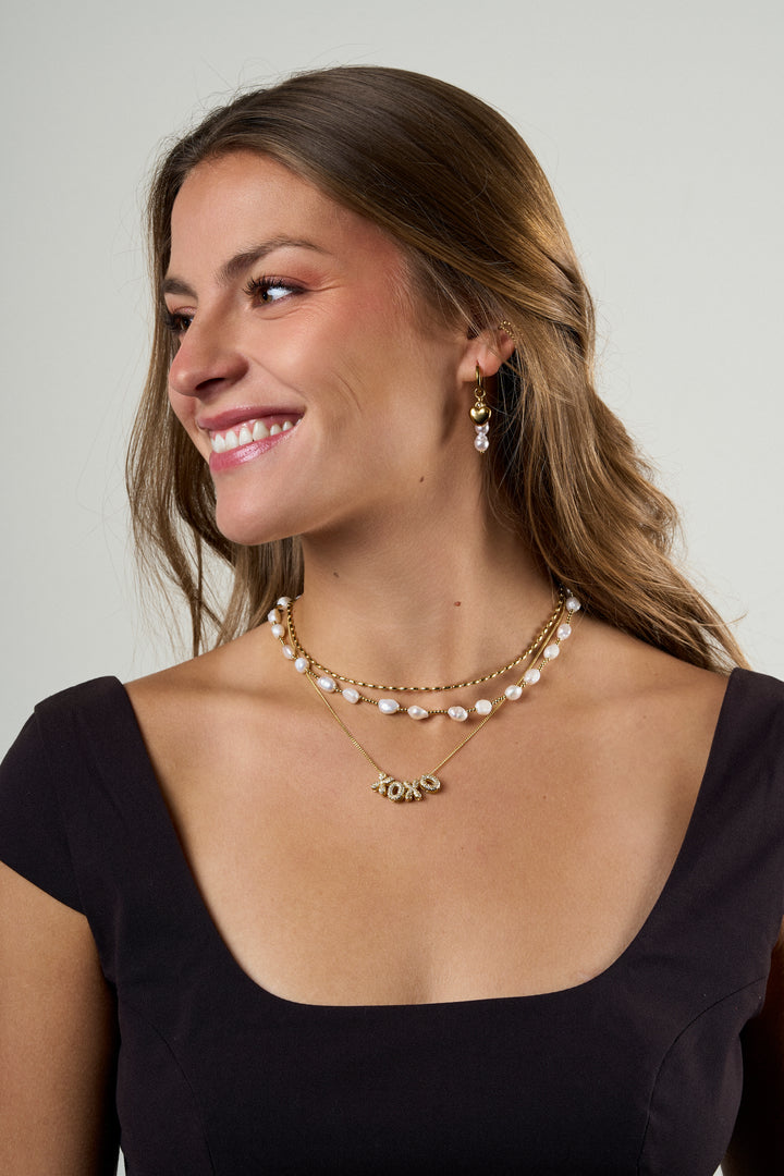 Collar Perlas Naturales Con Bolitas Doradas