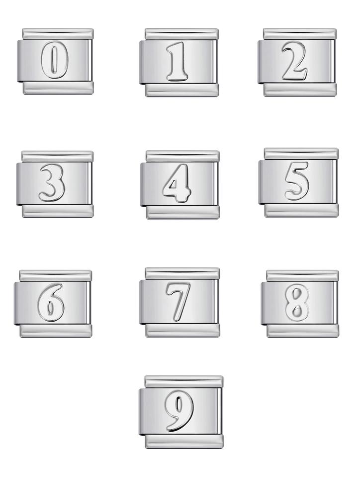 Charm Numero Plateado