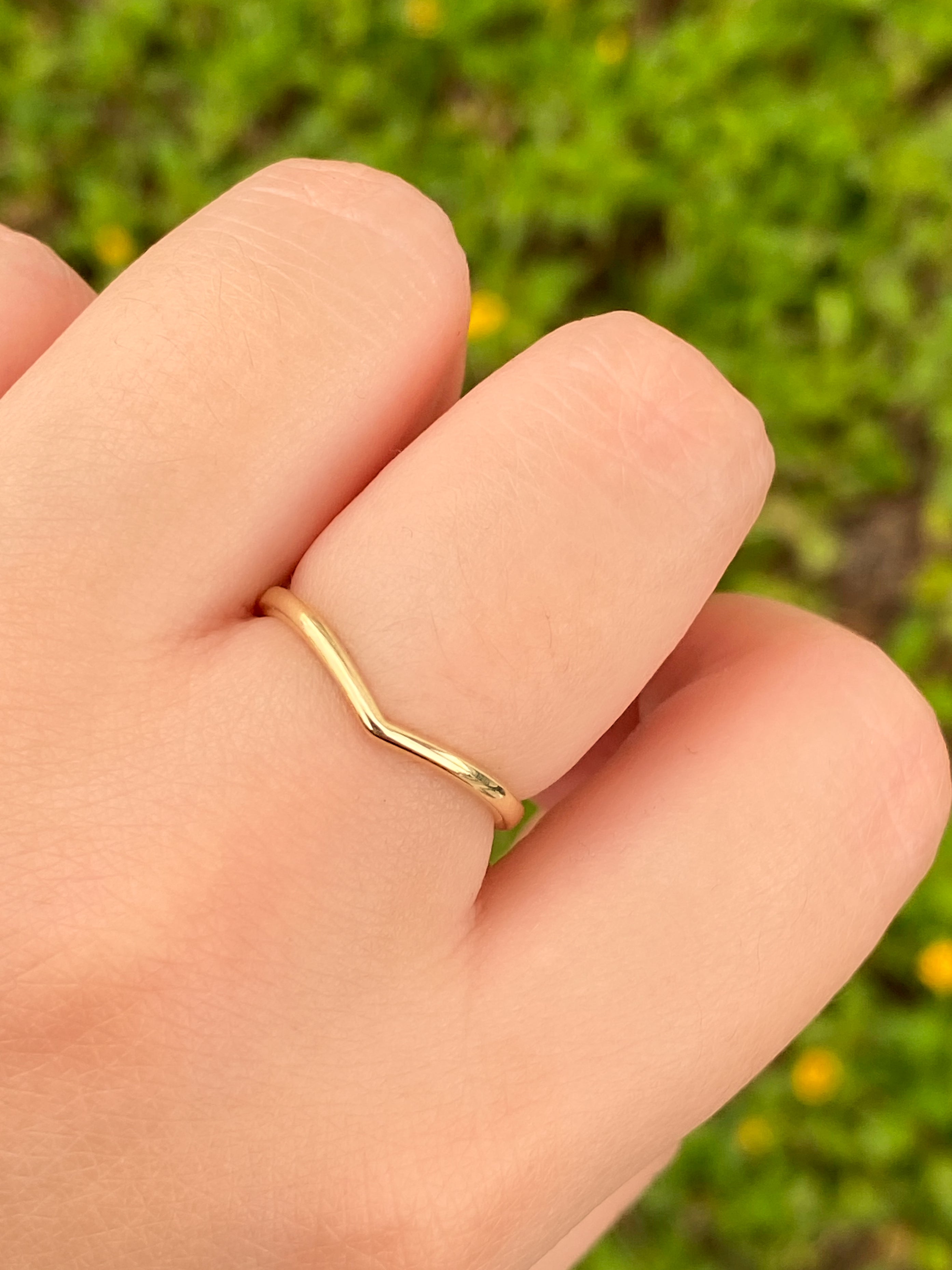 Anillo Curveado Oro 10 K