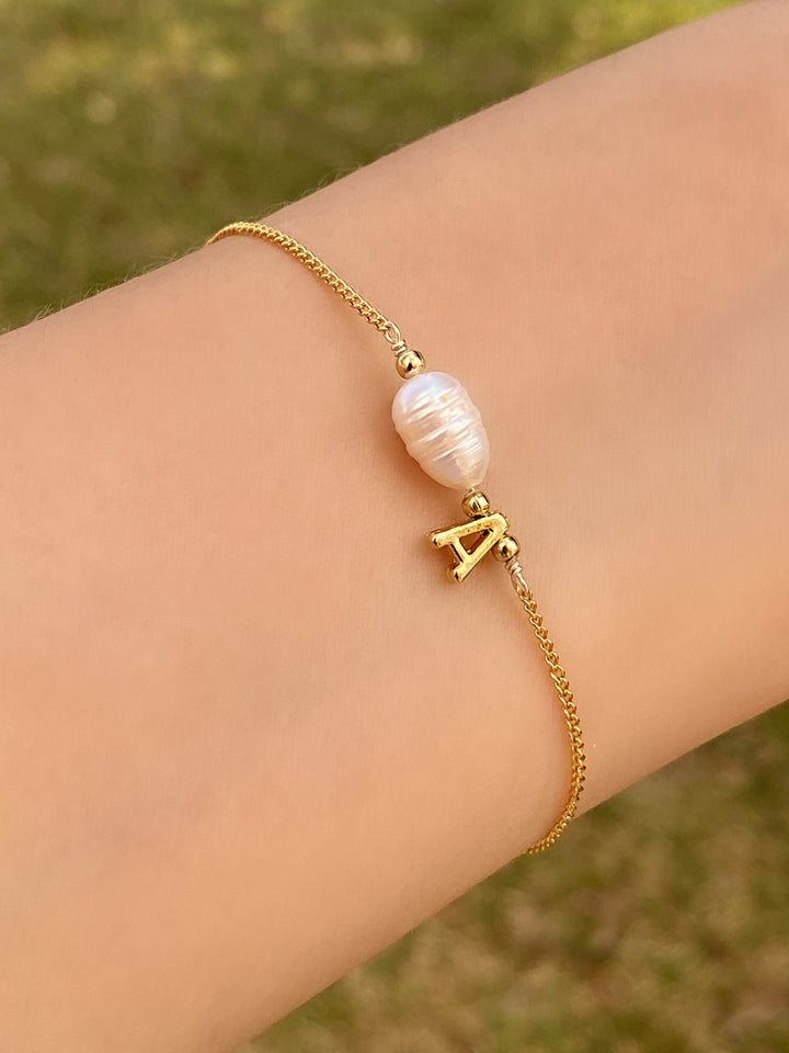 Pulsera Inicial con Perlita