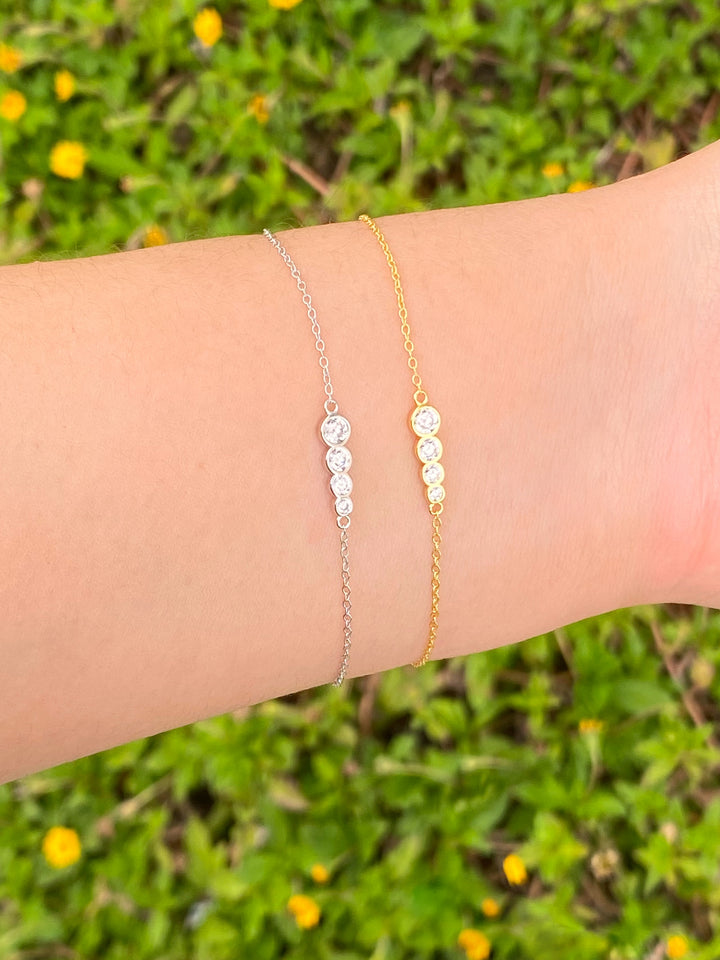 Pulsera Linea Cuatro Zirconias Redondas