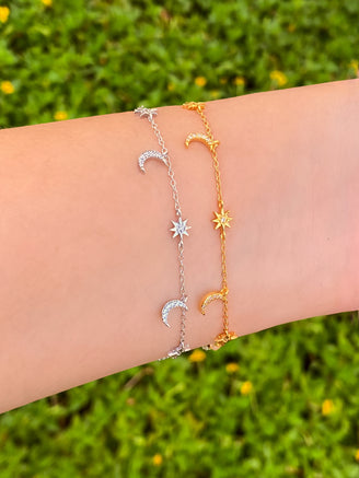 Pulsera Luna y Estrella Colgantes Con Zirconias