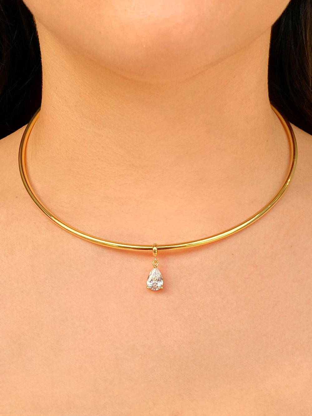 Choker Abierto Rigido Dije Zirconia Gota