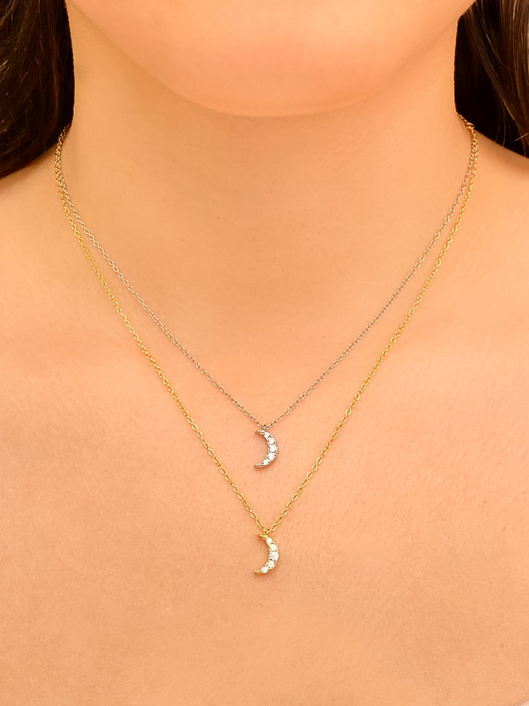 Collar Con Luna Cinco Zirconias