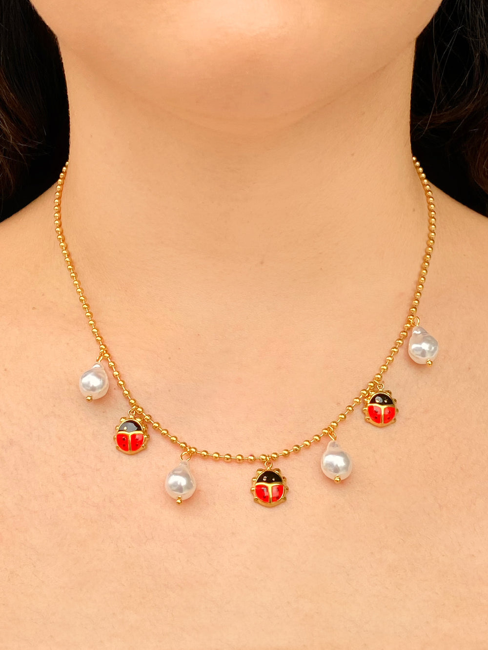 Collar Bolitas Dijes Perlas y Catarinas