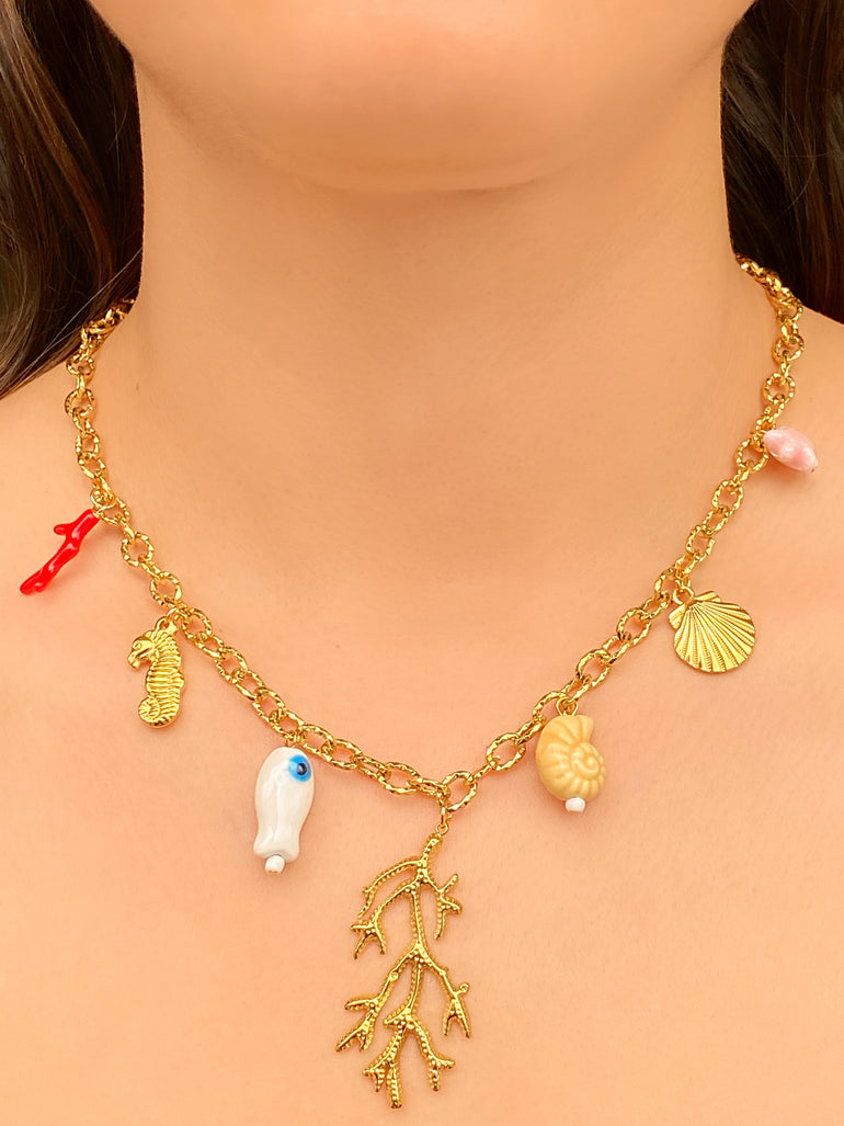 Collar Dijes Con Coral, Concha y Estrella