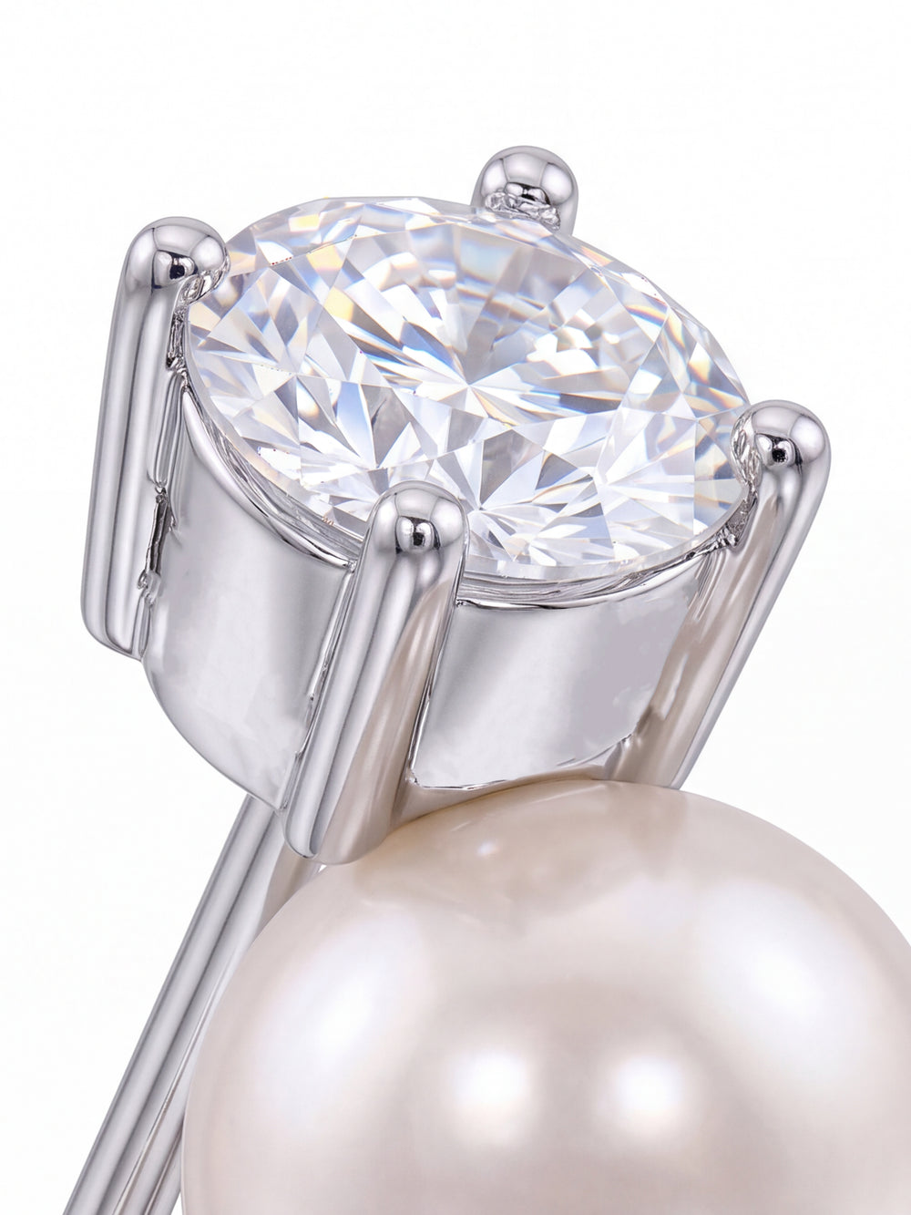Par Arete Zirconia Con Perla
