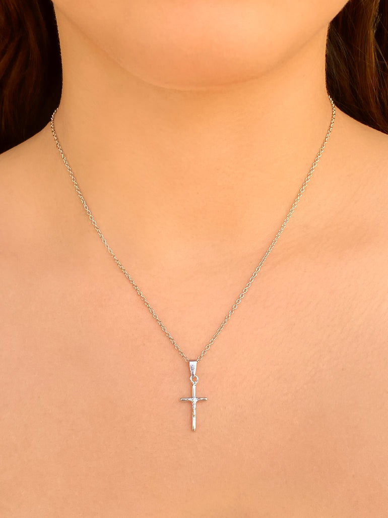 Collar Con Crucifijo