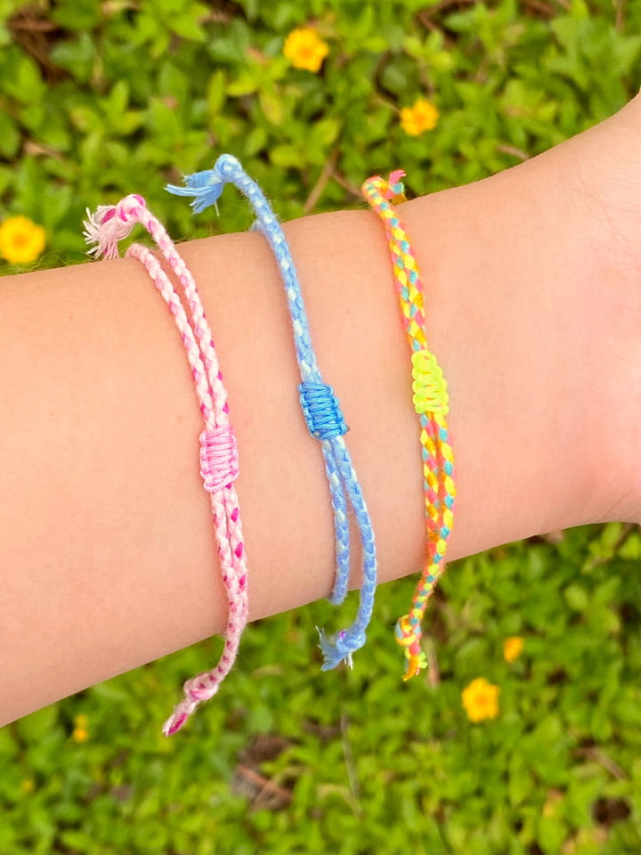 Pulsera Hilo Colores Con Dijes Marinos
