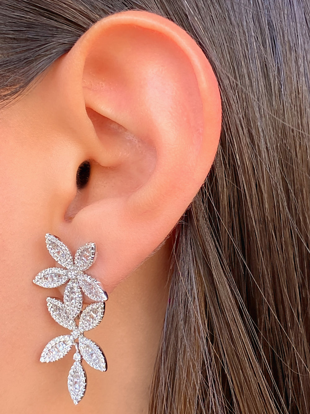 Par Arete Doble Flor Cinco Petalos Zirconia