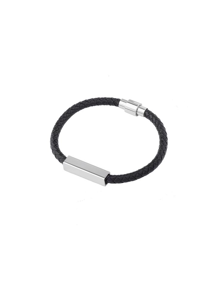 Brazalete Negro Con Placa Plateada