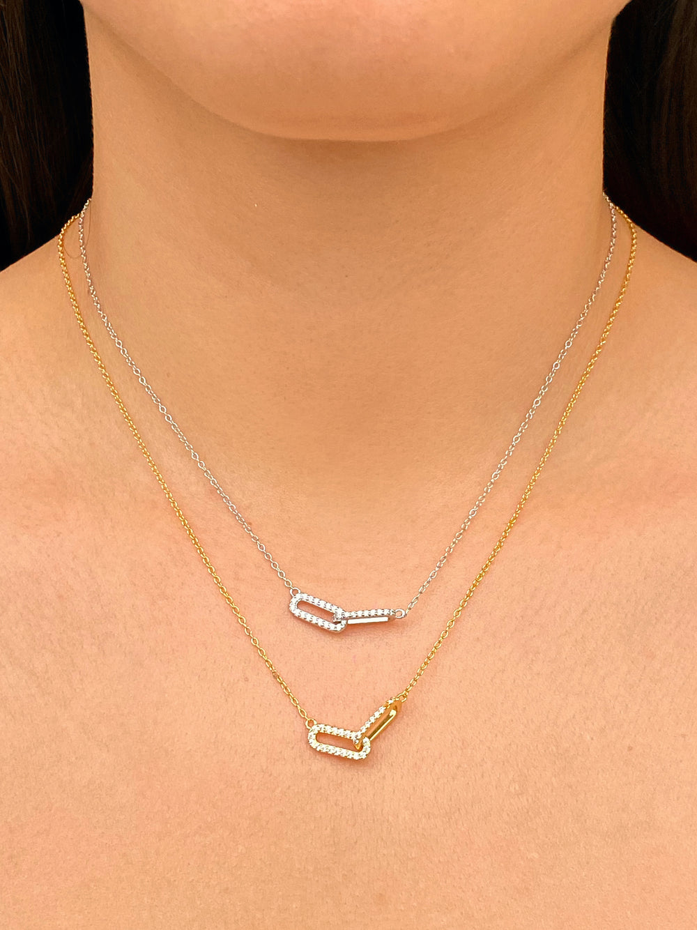 Collar Doble Eslabón Ovalado Entrelazado Zirconias