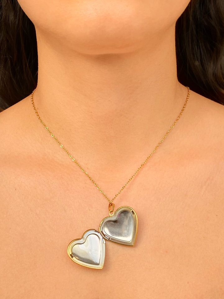 Collar Dije Corazon Relicario