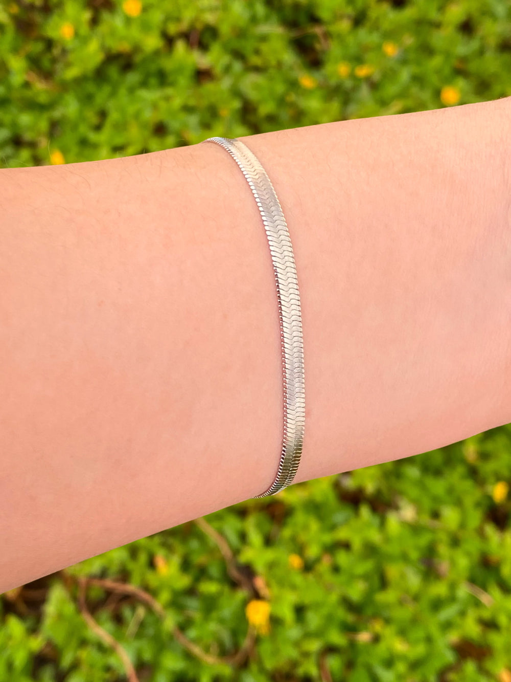 Pulsera Plateada Planchada 4 mm