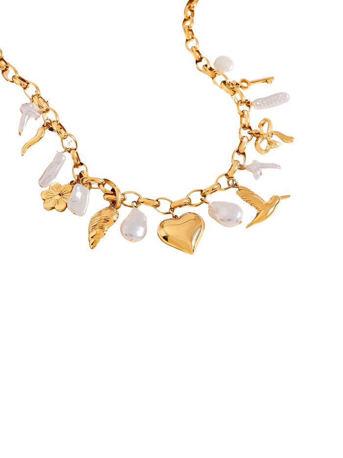Collar Eslabones Con Dijes Corazon, Perla, Flor y Caracol