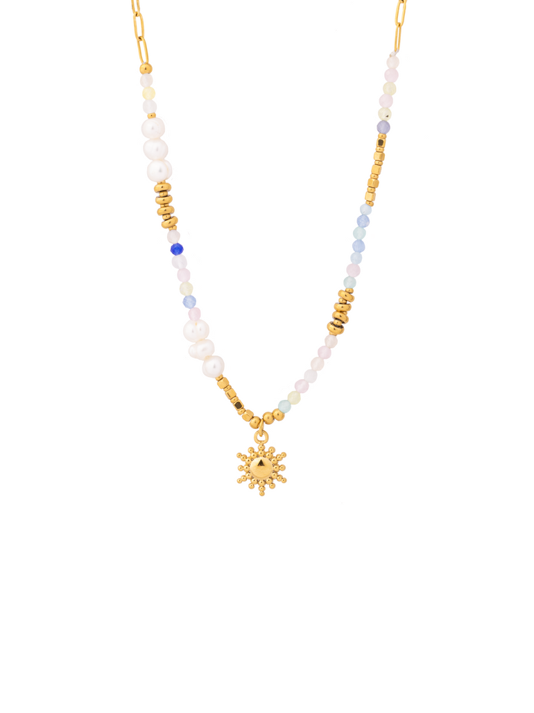 Collar Piedras y Perlas Con Dije Sol