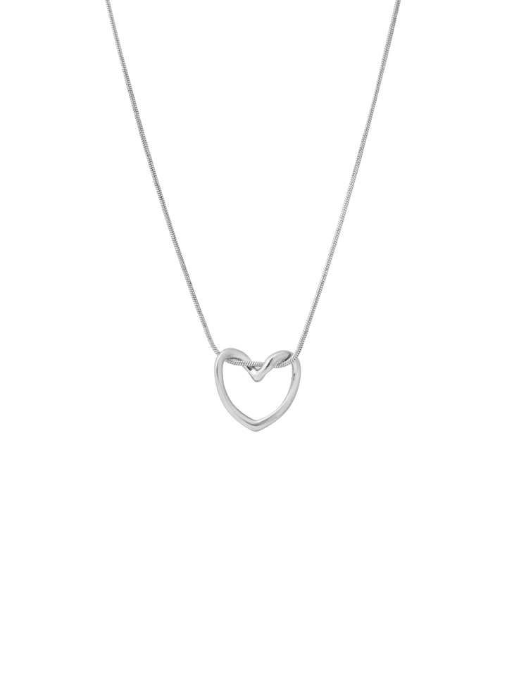 Collar Delgado Dije Contorno Corazon