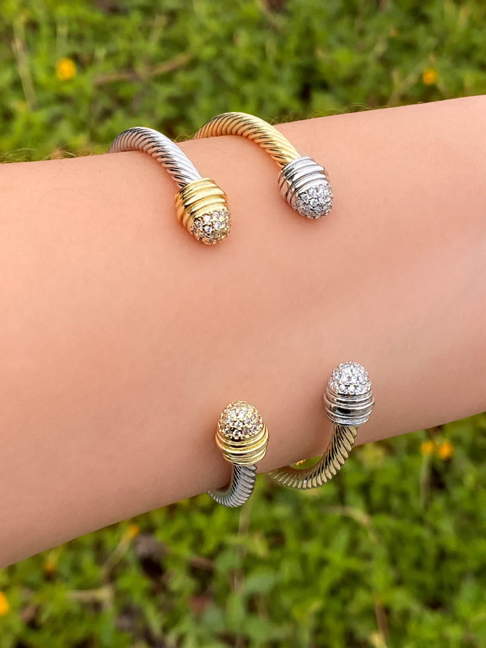 Brazalete Torcido Abierto Con Zirconias