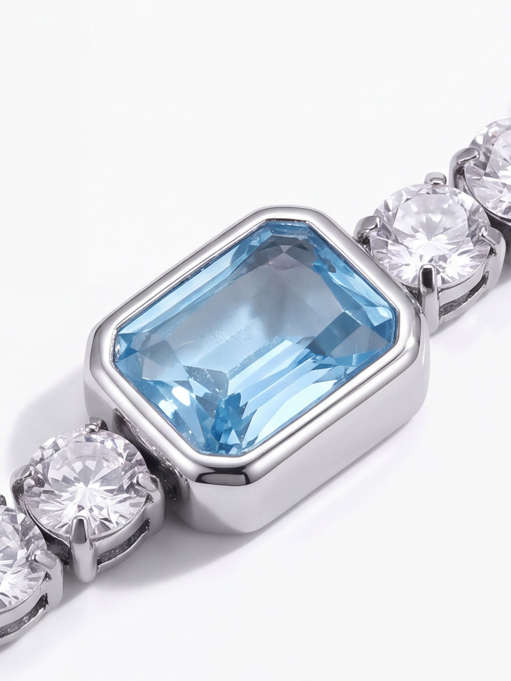 Pulsera Plateada Tennis Con Zirconia Azul