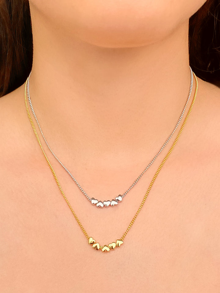 Collar Con Cinco Corazones Lisos