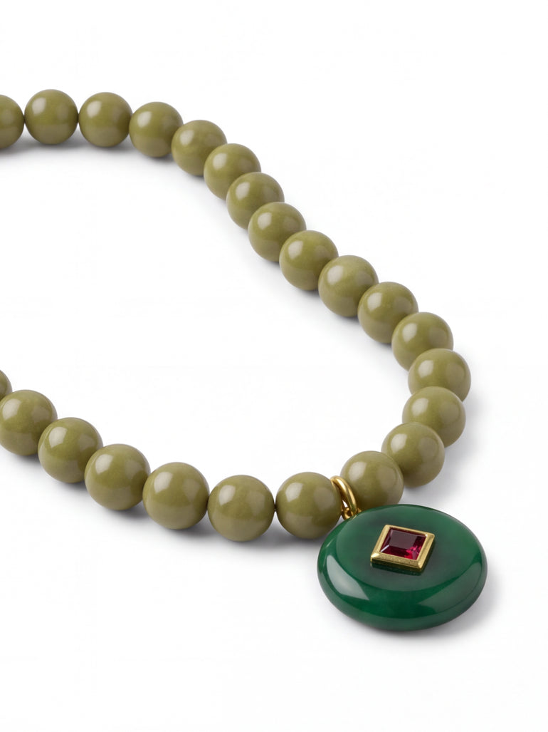 Collar Bolitas Verde Con Dije Redondo