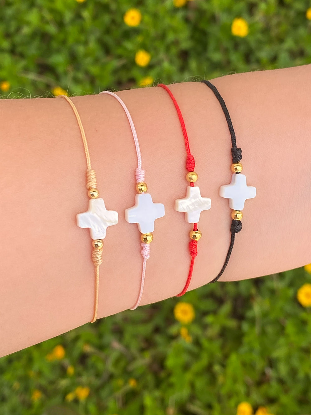 Pulsera Con Cruz Madre Perla