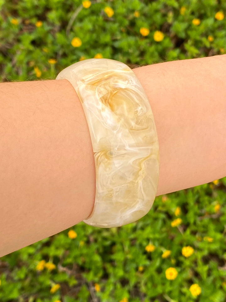 Brazalete Cerrado Beige