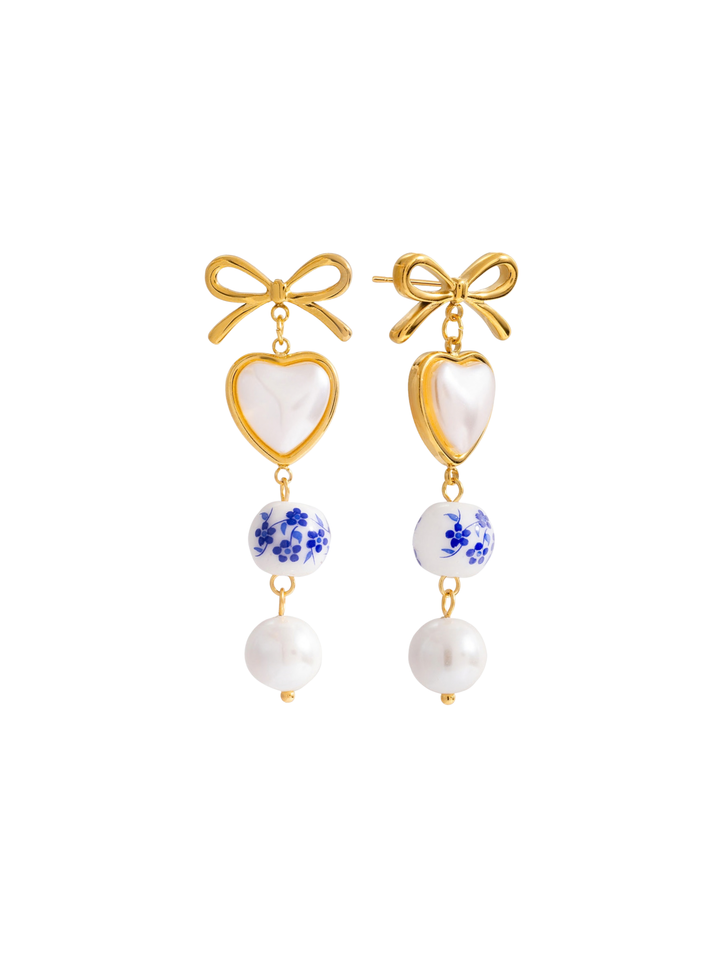 Par Arete Moño Corazon Con Flores Azules