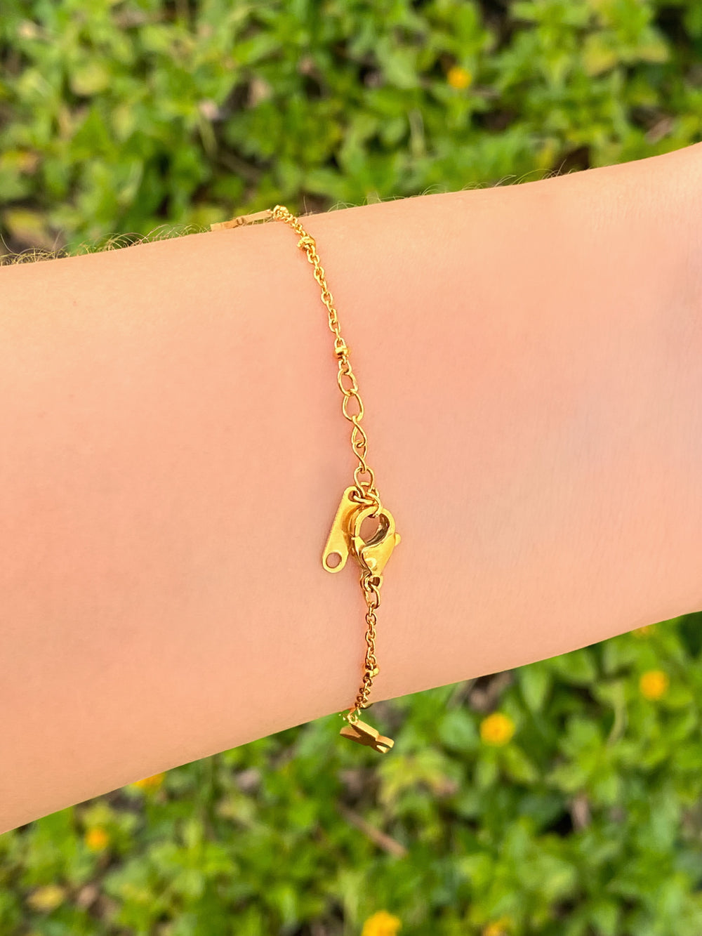Pulsera Con Dijes Mariposas Y Zirconias