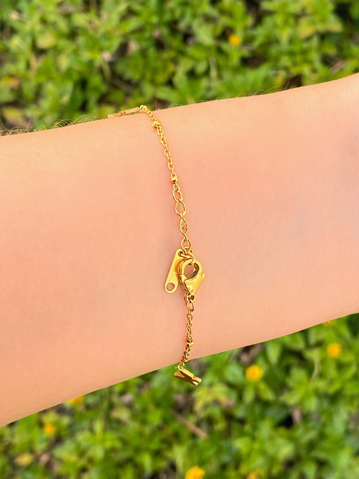 Pulsera Con Dijes Mariposas Y Zirconias
