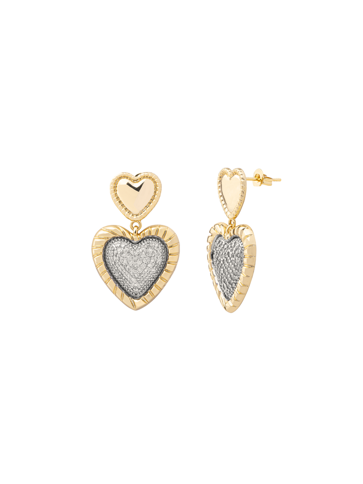 Par Arete Doble Corazon Texturizado Con Centro Plateado