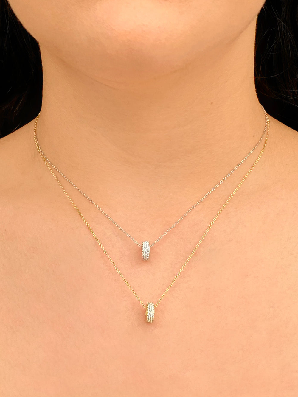 Collar Dije Cilindro Con Zirconias