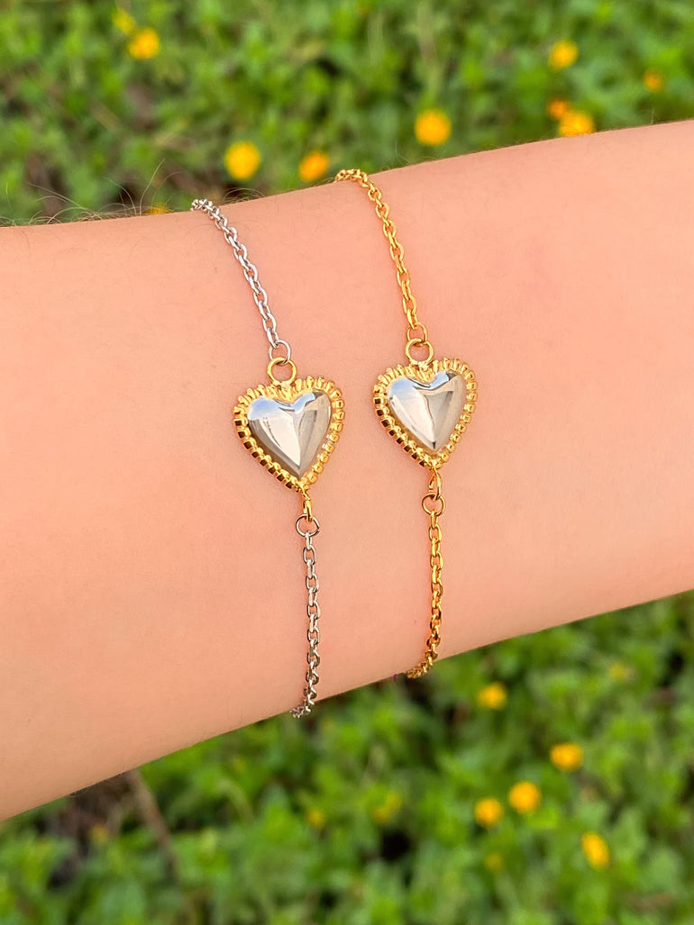 Pulsera Con Corazon Centro Plateado