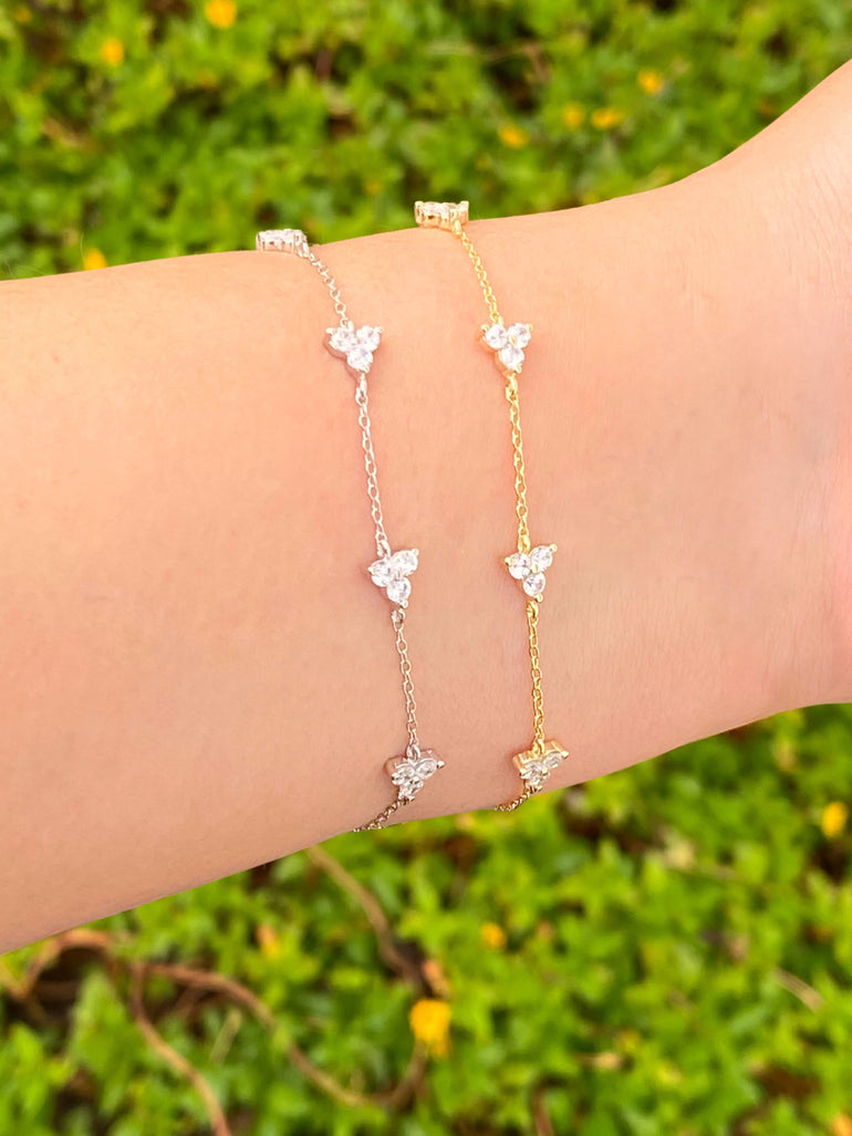 Pulsera Con Cuatro Treboles Zirconias